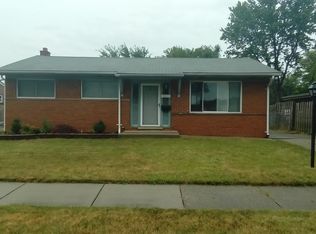 4627 Stratford Dr, Warren, MI 48092