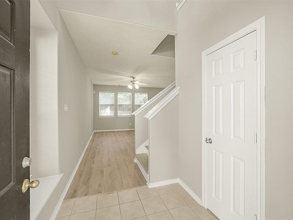 3rd image of 171 N Burberry Park Cir
