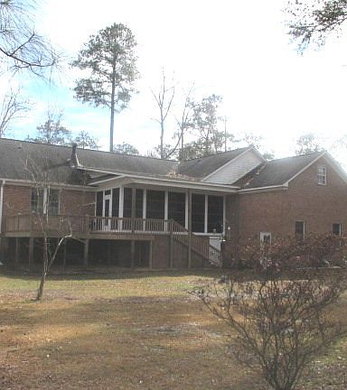 3rd image of 851 Island Dr