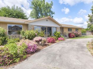 1195 E Park St, Grants Pass, OR 97527