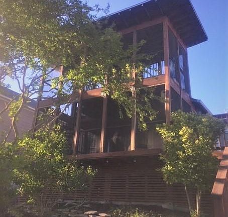 front of house, view of screen porch