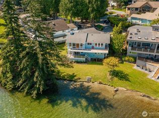 18 Spinnaker Ln, Bellingham, WA 98229