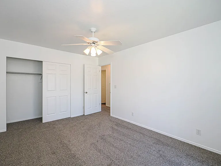 1445 S Monroe Blvd — Photo 10