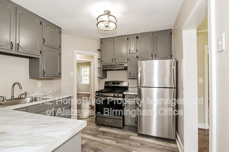 2 bed, 1.0 bath, 926 sqft, $999 — Photo 3