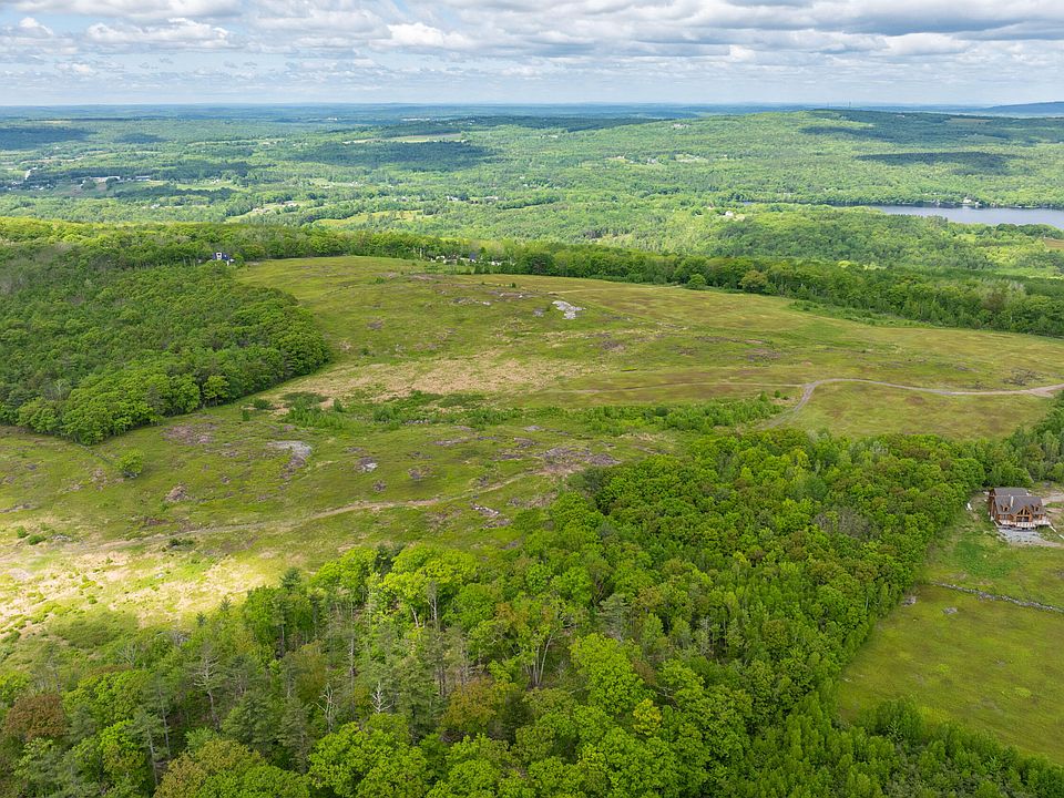 1st image of 983 Barrett Hill Road