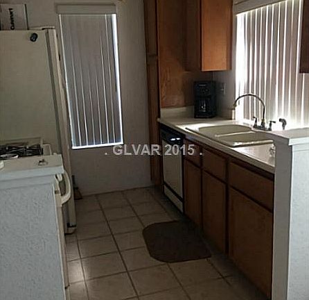 5th image of 4819 Nara Vista Way Unit 104