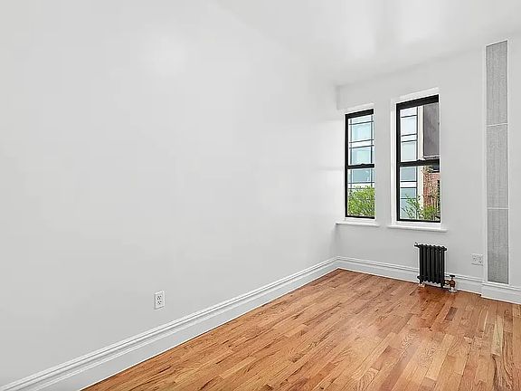 3rd image of 87 Ludlow St APT 7