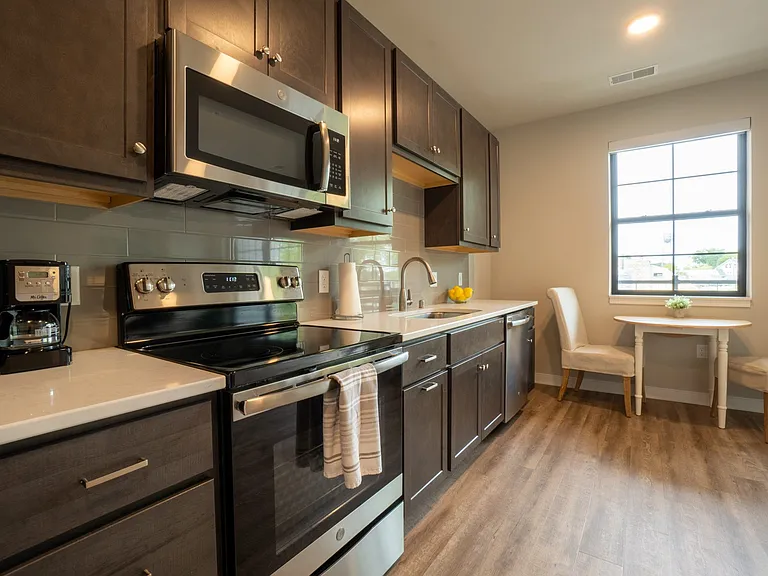 Lamphouse Apartments — Photo 7