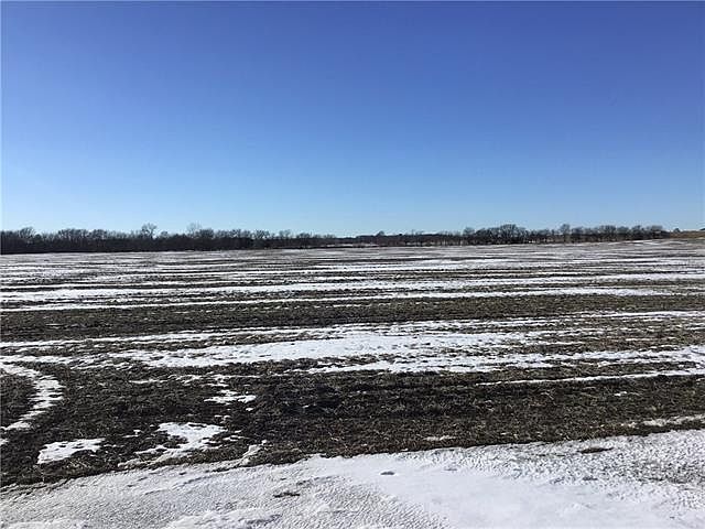 1st image of SE Honeysuckle Dr