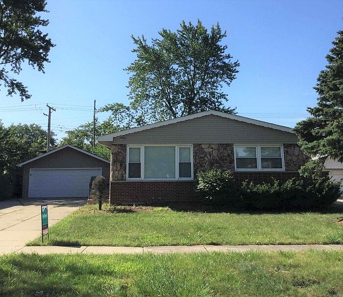 1st image of 148 W Normandy Dr