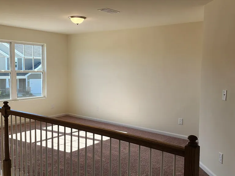 1544 Banham Dr — Photo 5