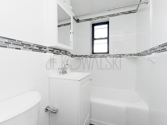 5th image of 182 W Houston St #6J