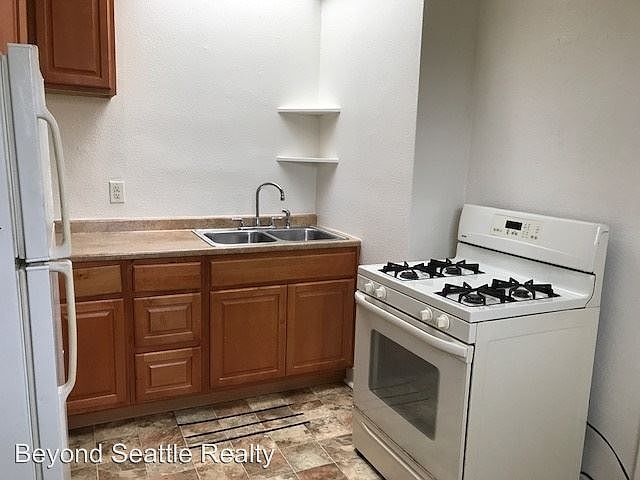 1st image of 1134 Fawcett Ave