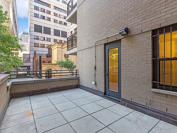 2nd image of 165 W 66th St APT 2W