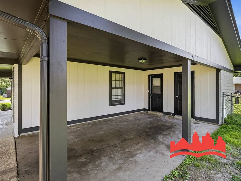 10372 Lafayette Dr — Photo 6