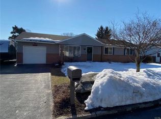 2086 Aster Rd, Macungie, PA 18062