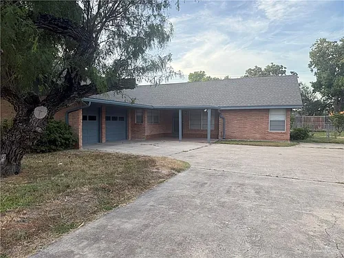 1116 Harvey St Photo 1