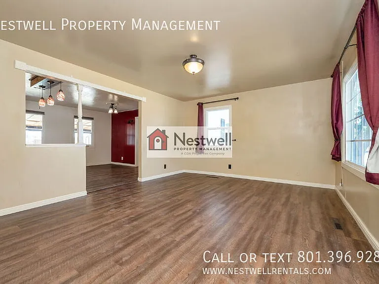254 E Main St — Photo 8