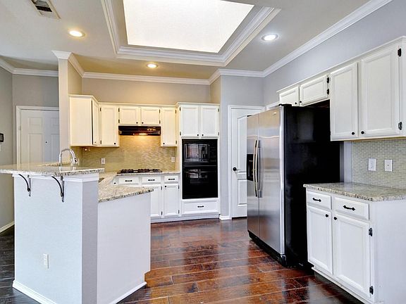 2nd image of 9601 Presthope Dr