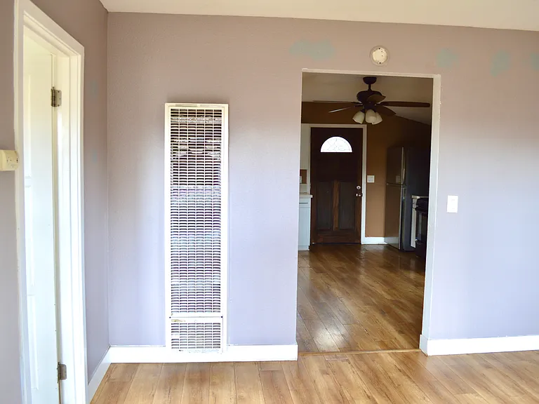 340 Waverly Pl — Photo 10