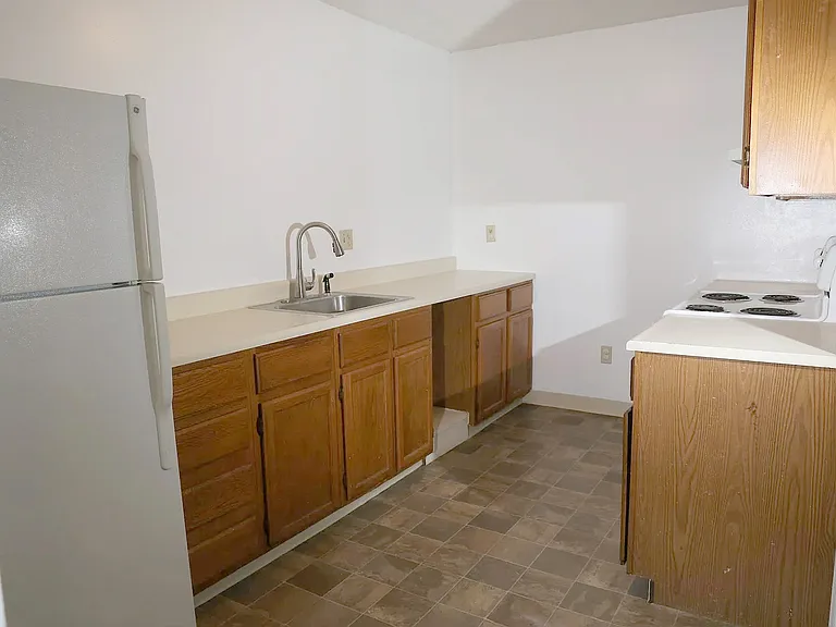 25 Laval Street Apartments — Photo 55