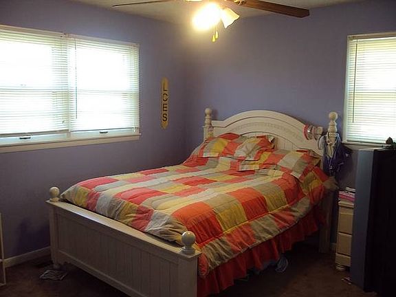 5th image of 109 E Dale Ave