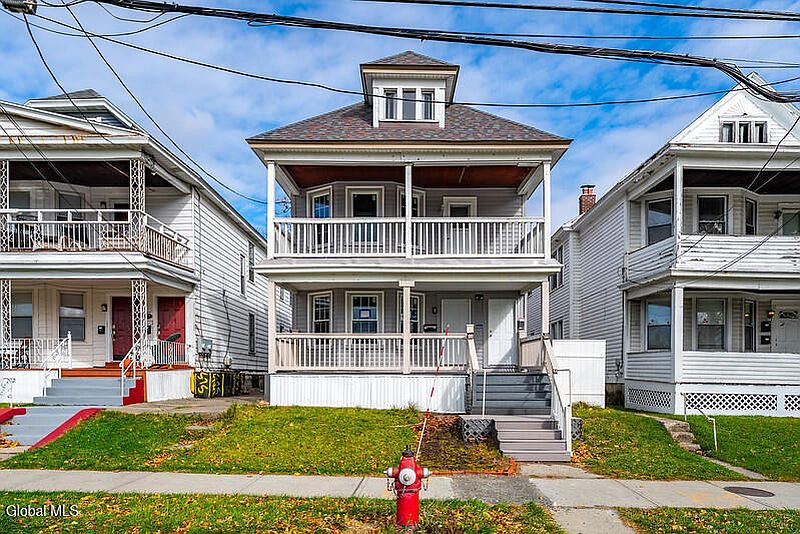 3rd image of 573 Washington Avenue