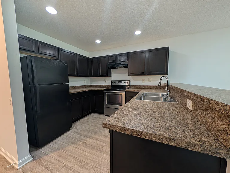 119 Plantation Point Dr — Photo 4