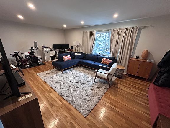 5th image of 72-04 243rd St