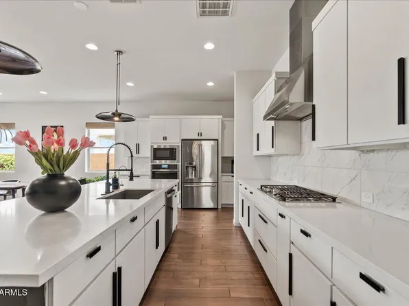 5936 E ADOBE Drive, Phoenix, AZ 85054