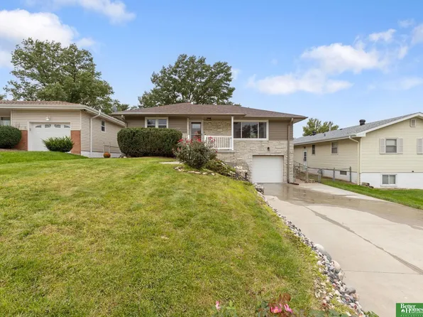 3708 S 48th Ave, Omaha, NE 68106