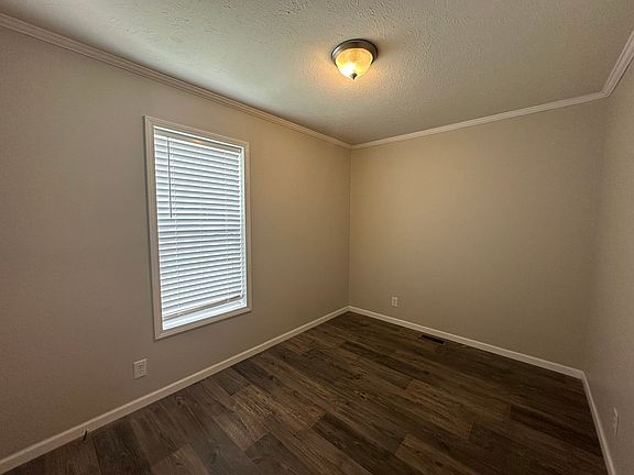 5th image of 3903 Sycamore #218