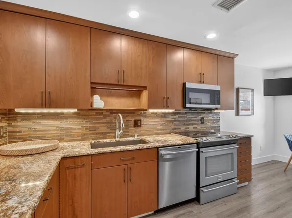 9 Southport Lane #C, Boynton Beach, FL 33436