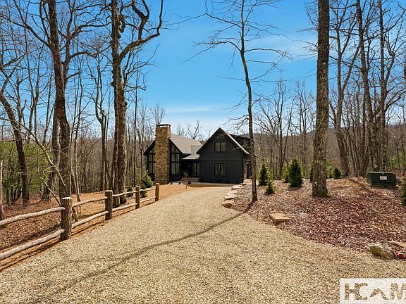 2nd image of 120 Gather Point Road