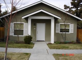 20614 Honeysuckle Ln, Bend, OR 97702