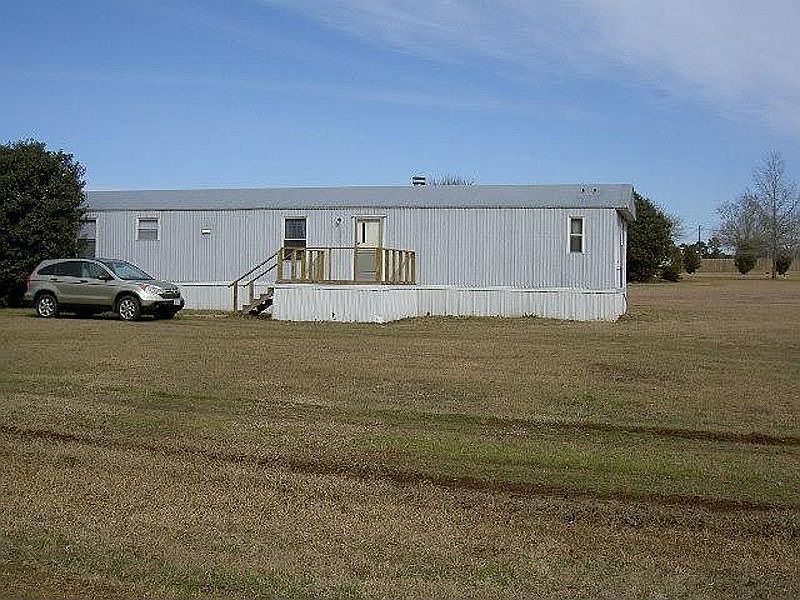 1st image of 611 Woodhue Dr