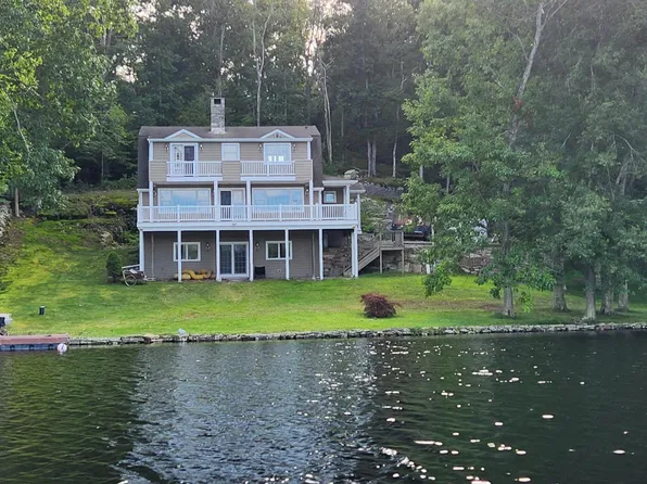 46 Summer Ln, Griswold, CT 06351