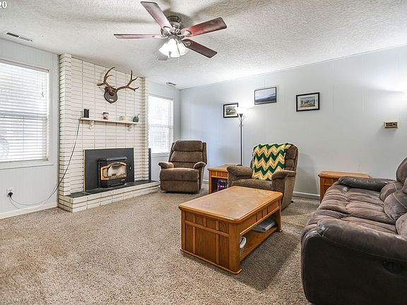 3rd image of 9513 NE 16th St