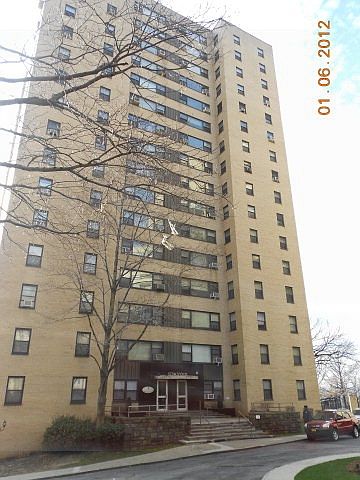 1st image of 1 Fordham Hill Oval APT 15G