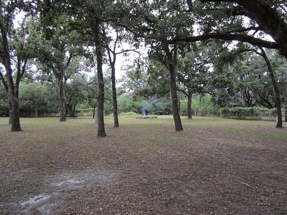 5th image of 1024 Hollybrook Dr
