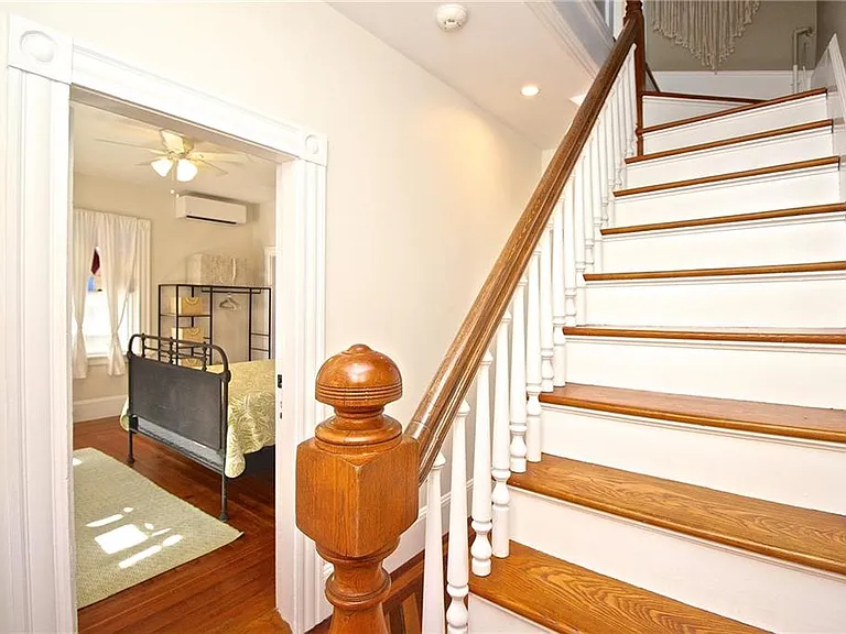 700 Thames St — Photo 35