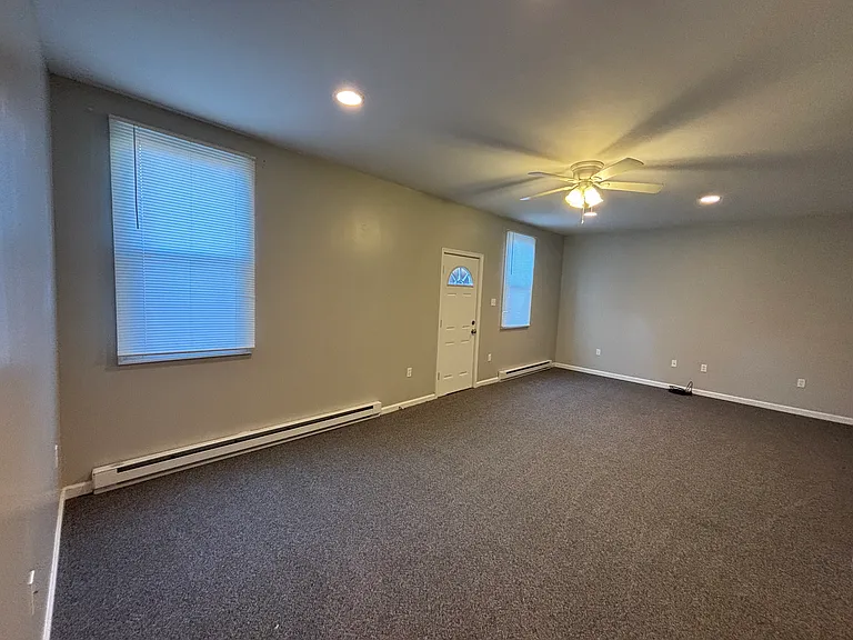 8 Arch St #8 — Photo 12