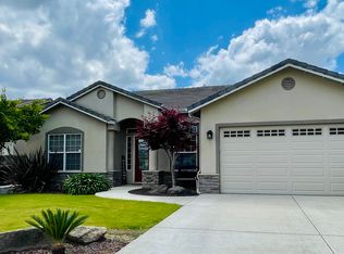 743 Admiral Ave, Tulare, CA 93274