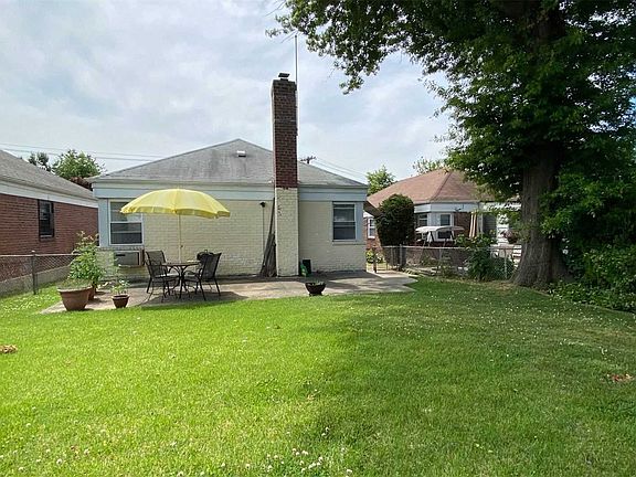 4th image of 190-15 50th Ave