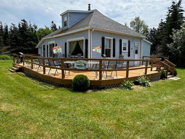 14 Sand Stone Cres, East Parish, PE C0A 2B0