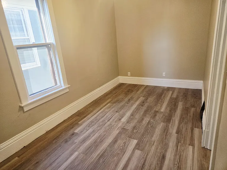 1645 S 63rd St — Photo 5
