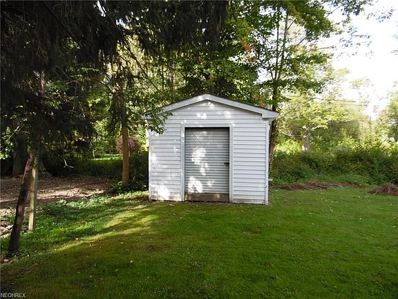 4th image of 11283 Laural Dr