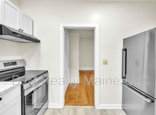 124 Emery St #2, Portland, ME 04102