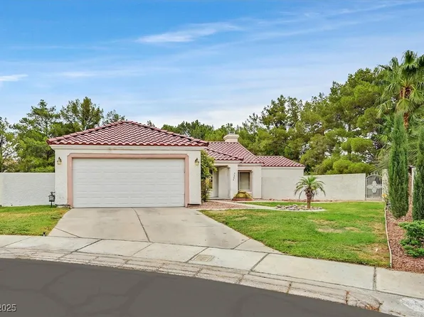3204 Crescent Run Ct, Las Vegas, NV 89117