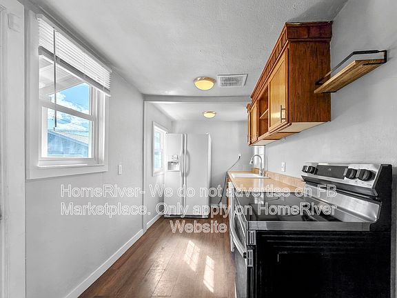 2nd image of 224 E Rockwell Ave